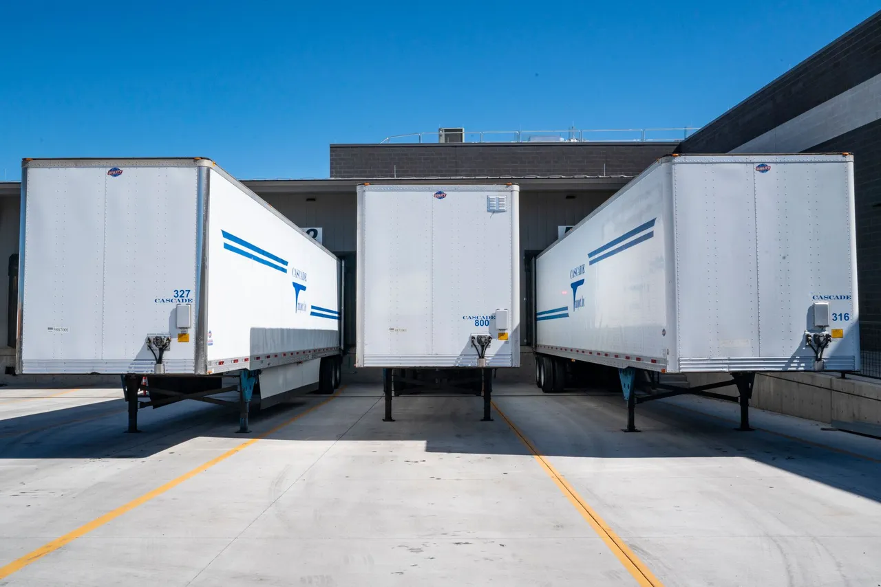 Logistik und Servicenetz am Standort